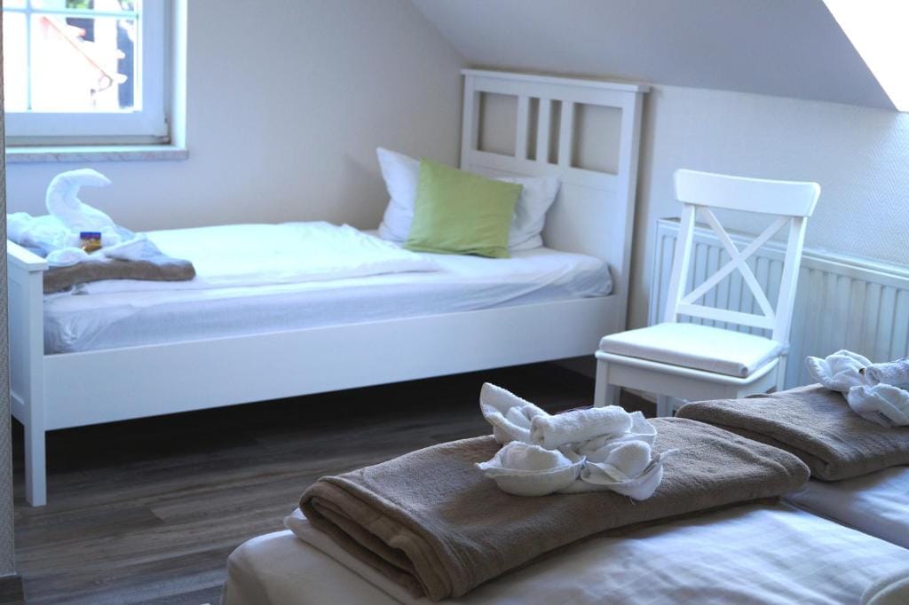 Dreibettzimmer image