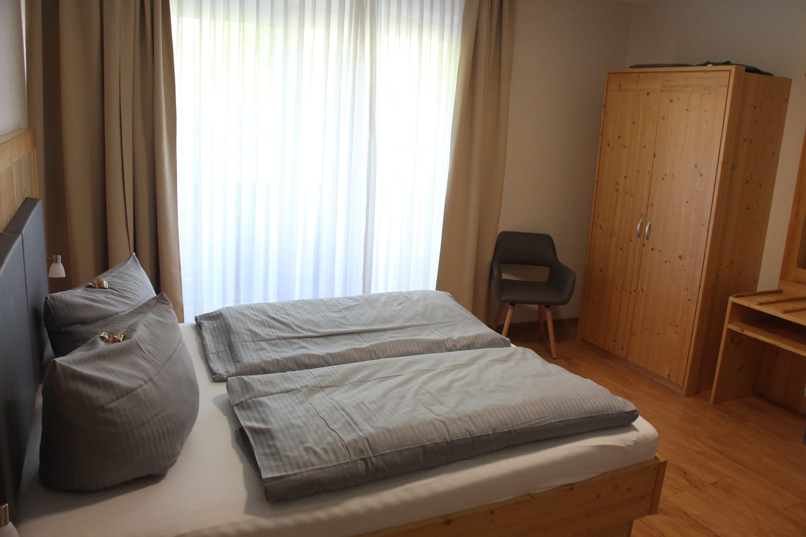 Doppelzimmer mit Balkon