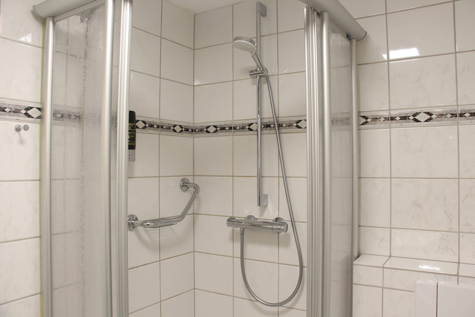 Doppelzimmer mit Balkon