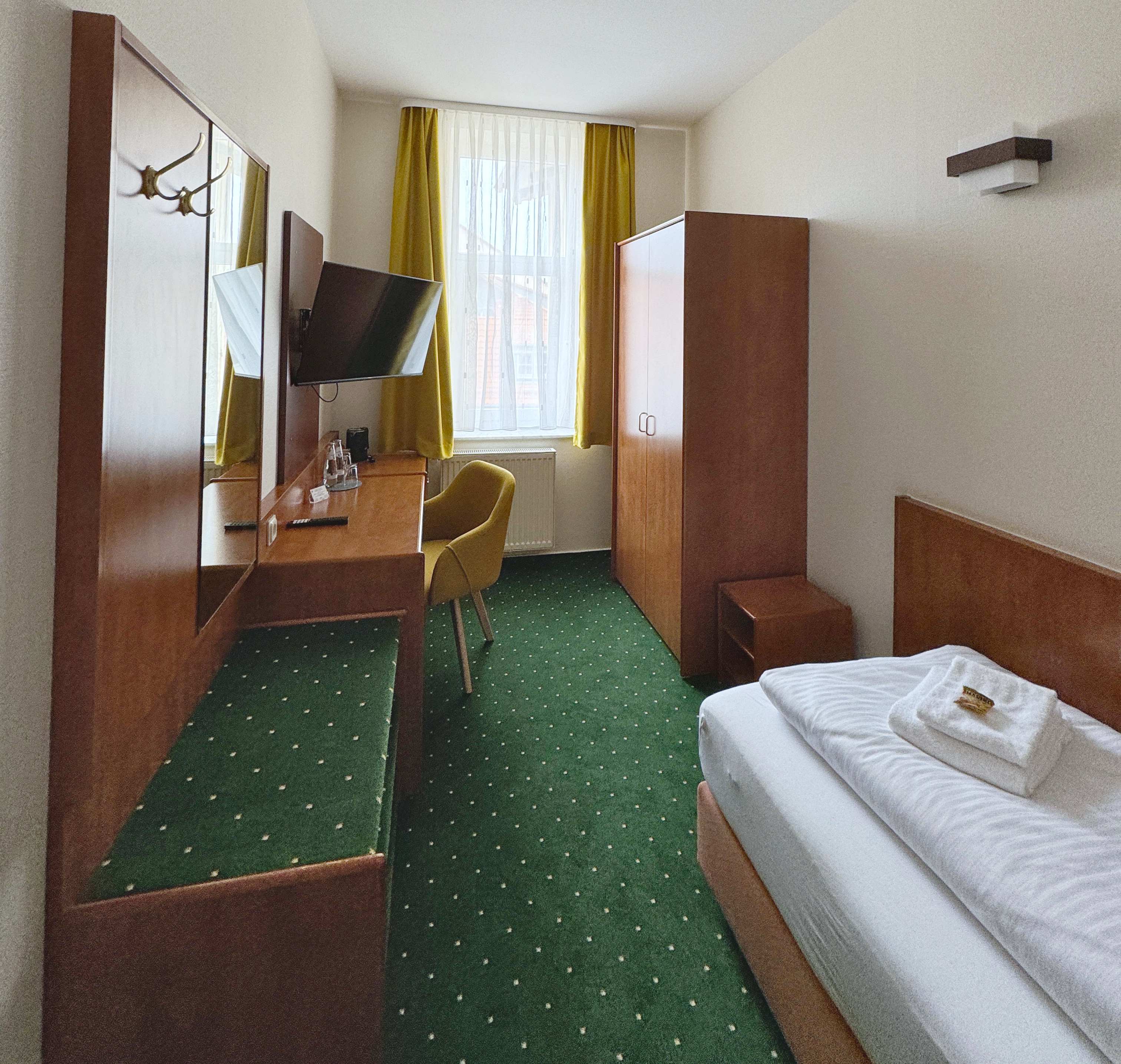 Einzelzimmer image